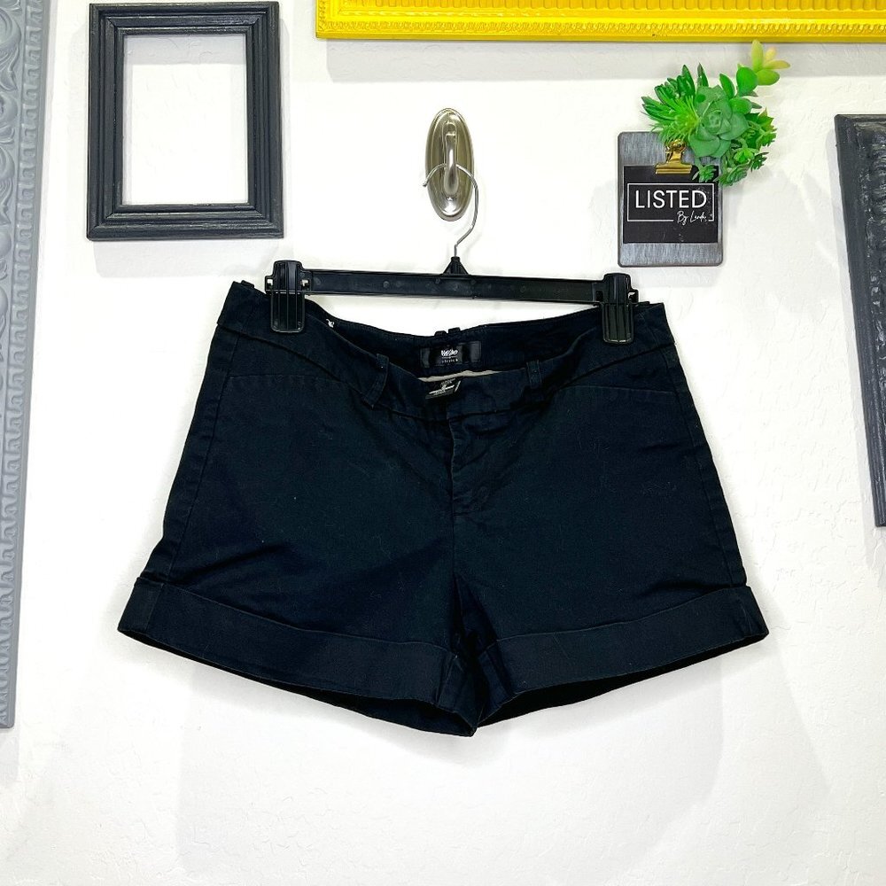 Mossimo Cuffed Shorts - Black, Stretch, 98% Cotton - Size 6